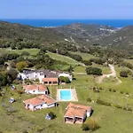 Con Piscina- La Fattoria *