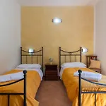 Con Piscina- La Fattoria * كاستيلساردو
