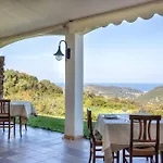 Con Piscina- La Fattoria