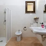 بيت للعطل Con Piscina- La Fattoria كاستيلساردو