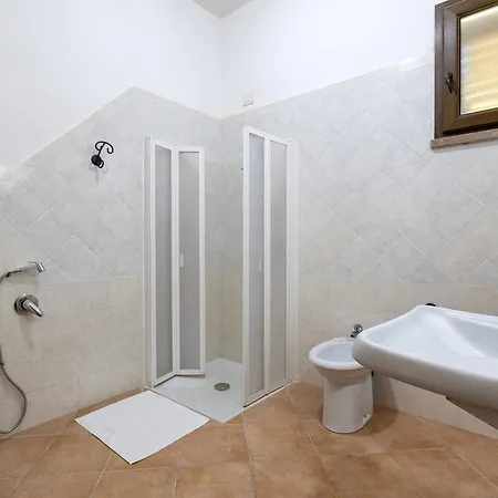 Con Piscina- La Fattoria