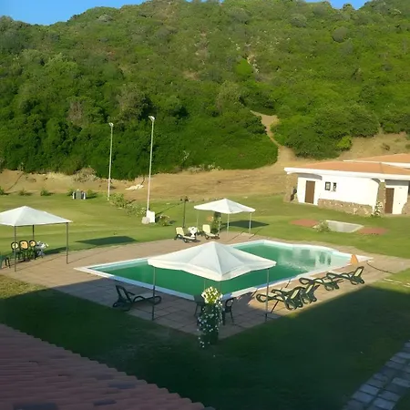 Σπίτι διακοπών Con Piscina- La Fattoria Castelsardo